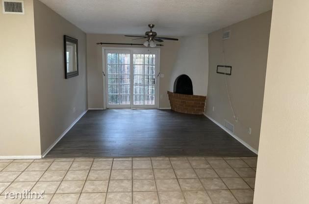 Primary Photo - 2 br, 2 bath Townhome - 9111 N Oracle Rd