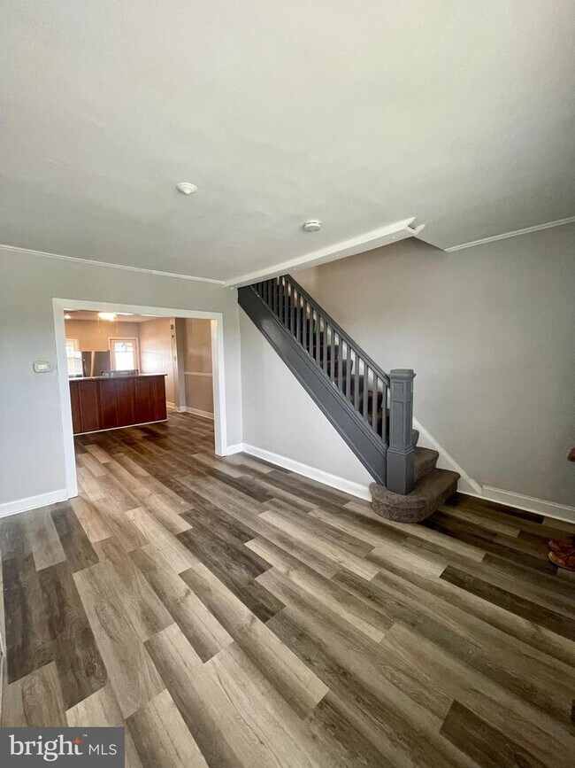 Building Photo - 3729 Wilkens Ave