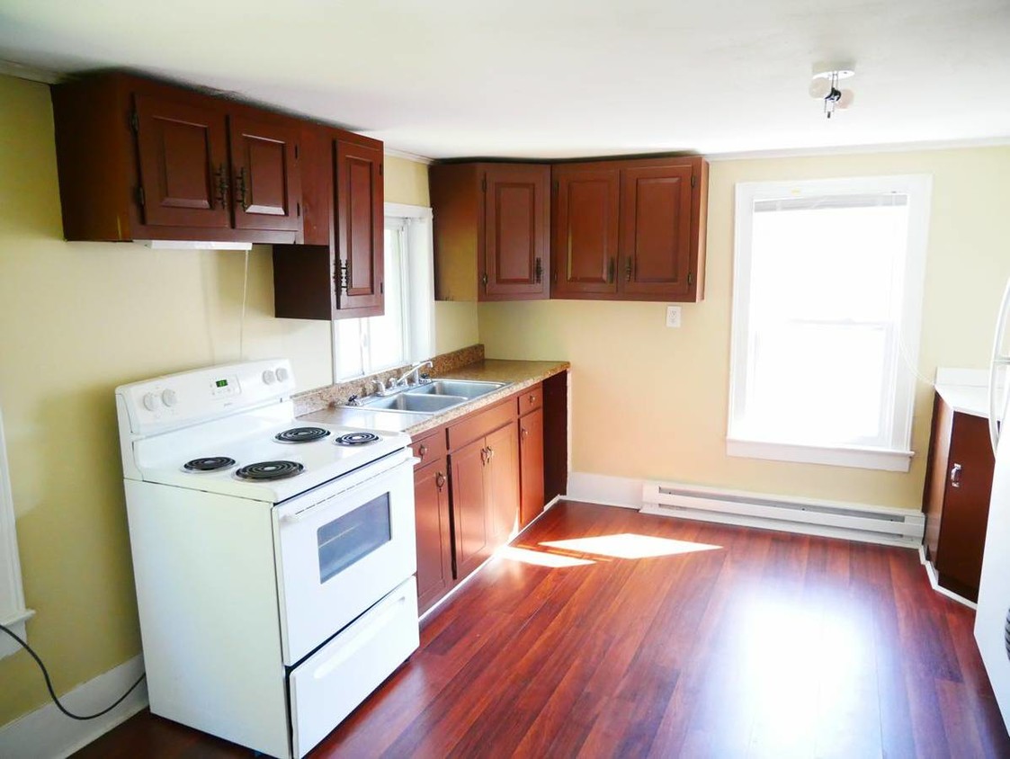 Primary Photo - 301 W 3rd St