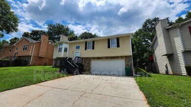 Building Photo - 2305 Wilkins Cove
