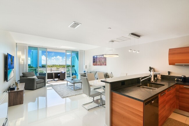 Foto del edificio - 2950 NE 188th St