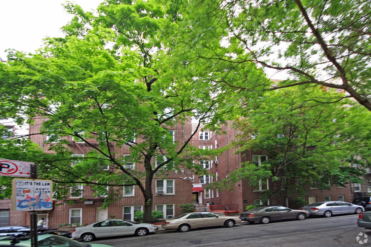 175 Pinehurst Avenue Apartments in New York, NY