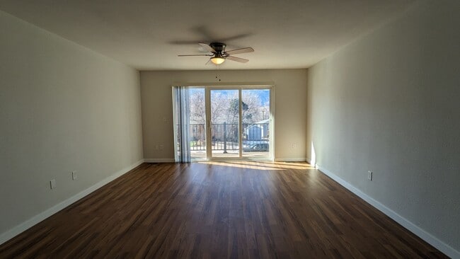 Building Photo - 1632 Manitou Blvd