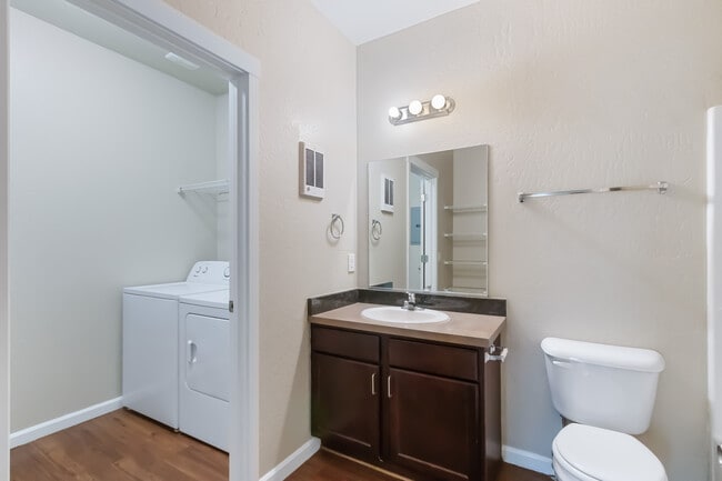 Bath & Laundry - Timberline Lodge Apartments