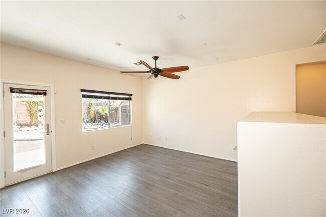 Foto del edificio - 4921 Novelli Pl