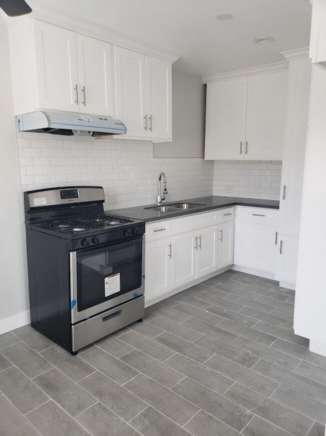 1 Bed/1 Bath***$1725***$1k Off the 1st Month - 1 Bed/1 Bath***$1725***$1k Off the 1st Month Apartment