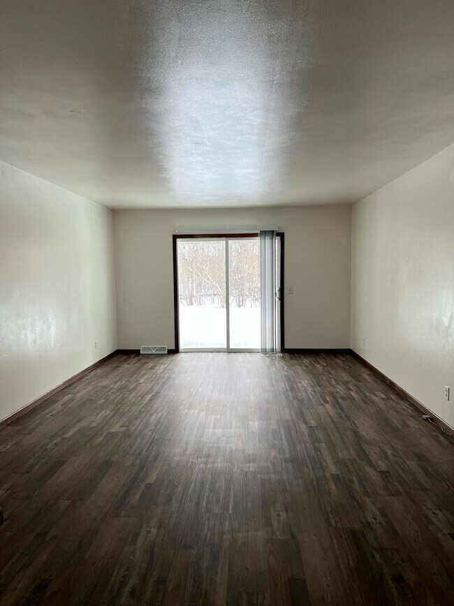 Foto del edificio - 711 Hawthorn Ave