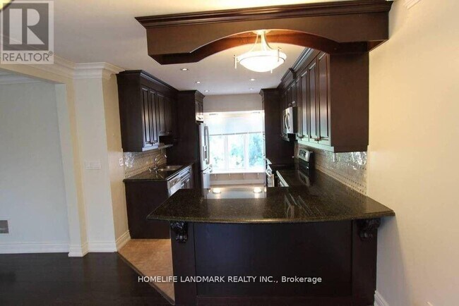 Photo du bâtiment - 455 Drewry Ave