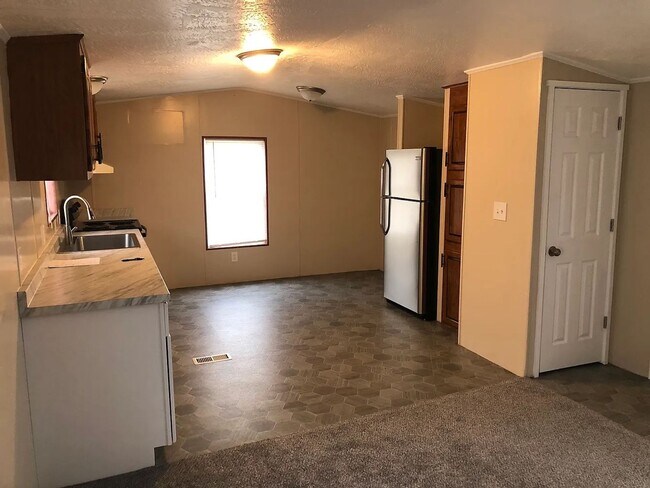 Foto del edificio - Great 2 bedroom 1 bathroom home in North Pointe!