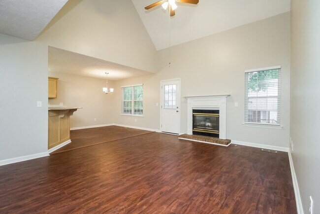 Foto del edificio - 1209 Highland Hills Dr