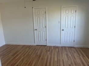 Building Photo - 5803 Yorkwood St