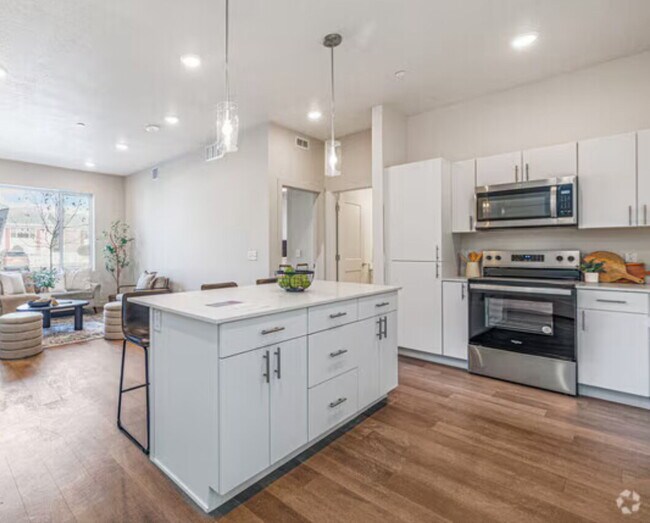 Foto del edificio - First Month's Rent FREE