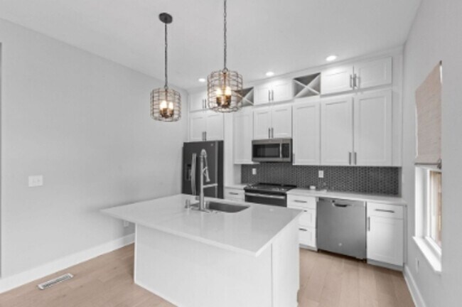 Foto del edificio - 1806 Woodlawn Ave