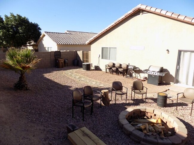 Building Photo - 505 S 93rd Pl