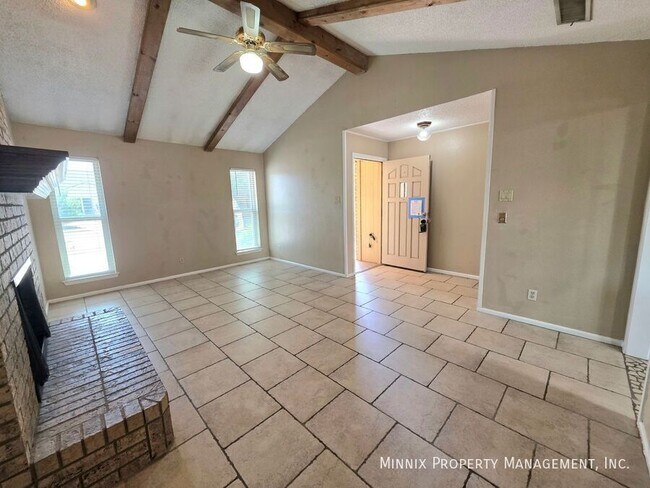 Foto del edificio - 4800 Dentcrest Dr