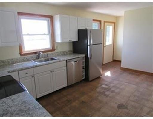 Building Photo - 94 Prospect Hill Dr