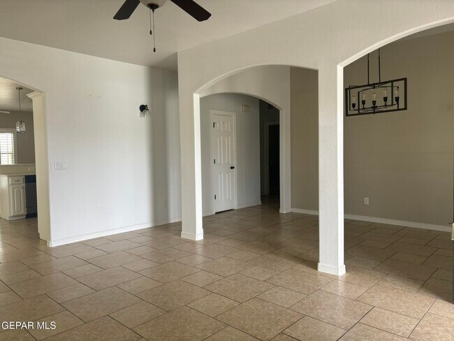 Foto del edificio - 12844 Cozy Cove Ave