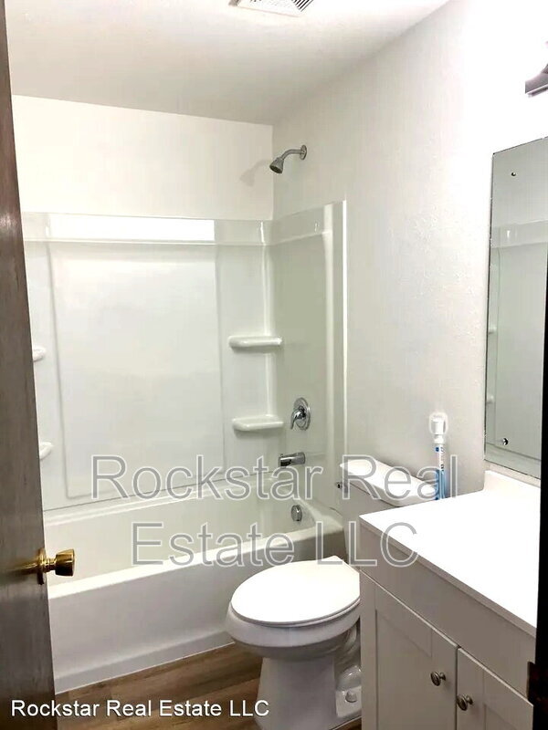 Foto del edificio - 1307 N Vista