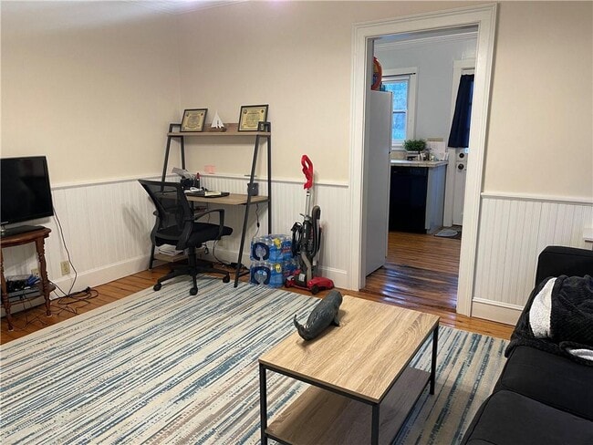 Building Photo - 11 Braman St