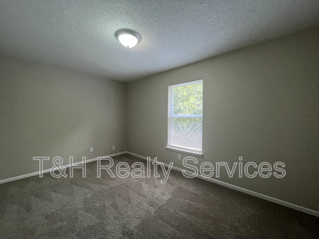 Building Photo - 6827 Amber Springs Way