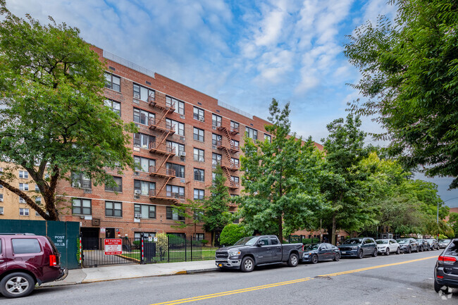 Building Photo - The Gentry Apartments