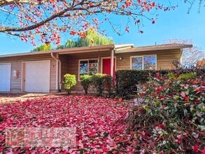 Building Photo - 2226 19th Ave