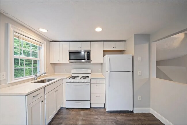 Building Photo - 236-238 Neponset St