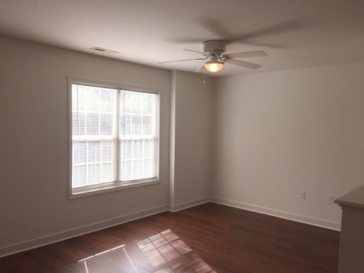 Foto del edificio - DURANGO PLACE