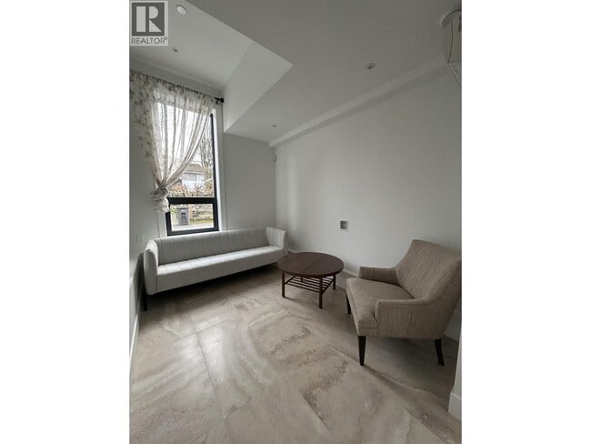 Photo du bâtiment - 3808 W 19th Ave