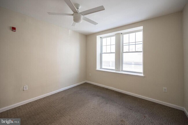 Foto del edificio - 1501 W Allegheny Ave