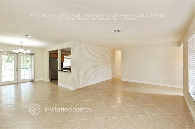 Building Photo - 5521 Van Buren St