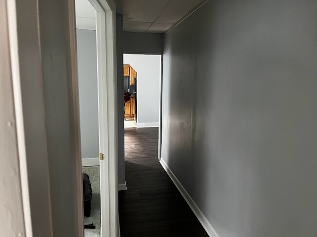 Foto del edificio - 235 E Clay St