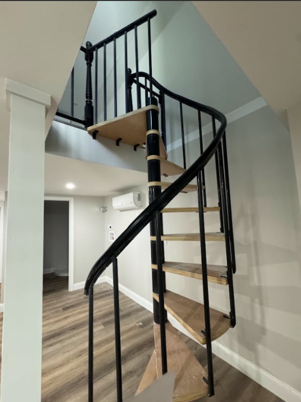 Building Photo - 510 Main St