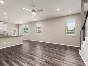 Building Photo - 9278 Inland Leather Ln