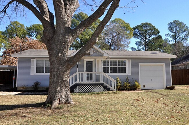 Building Photo - 6211 Westcoat Dr