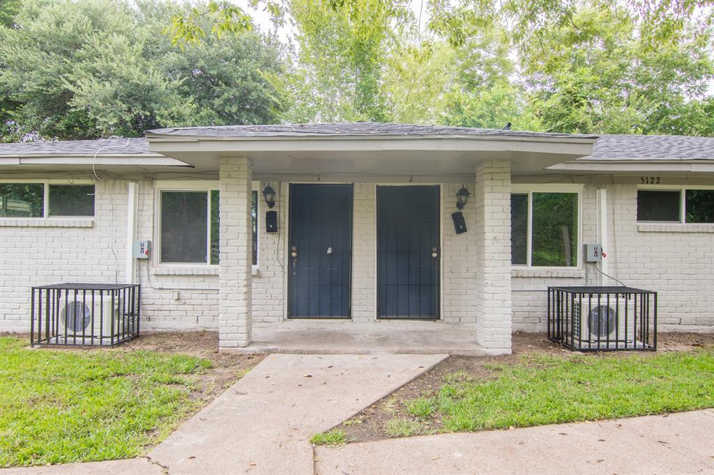 Primary Photo - 5124 Clover St