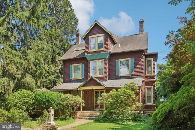Photo - 1420 Pennsylvania Ave House