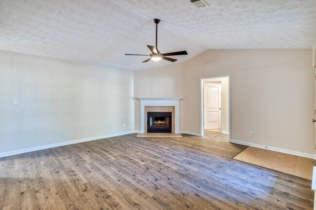 Foto del edificio - 513 Bay Grove Rd