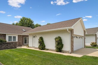 Building Photo - 4307 Briarwood Dr