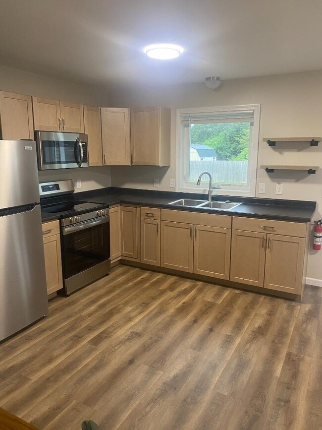 Photo - 1685b North Ave - 1685 N Ave Townhome
