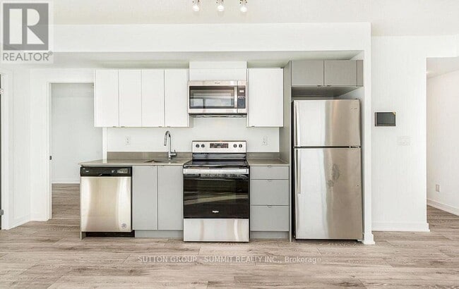 Building Photo - 3210 Dakota Cmn