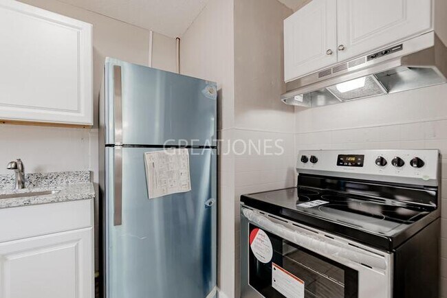Foto del edificio - Charming 2 Bedroom in Augusta!