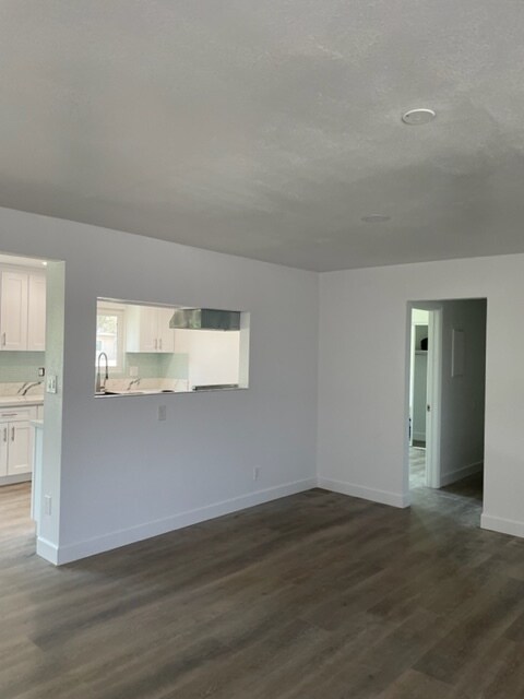 Building Photo - 2543 Yorkshire Way