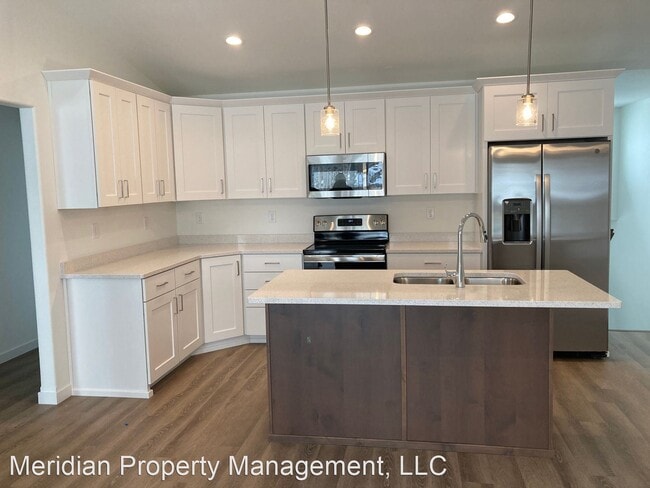 Building Photo - 4 br, 3 bath House - 309B Torontos Court