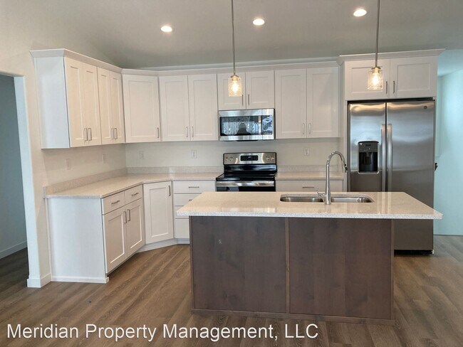 Foto del edificio - 4 br, 3 bath House - 309B Torontos Court