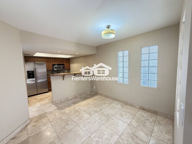 Foto del edificio - 3235 E Camelback Rd