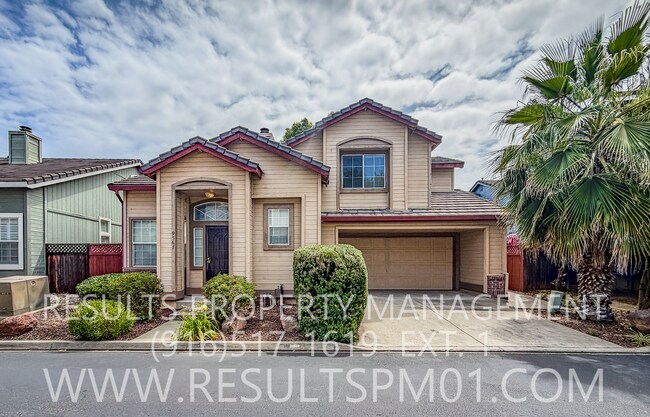 Foto del edificio - Great Elk Grove 2 Bedroom plus Loft Home