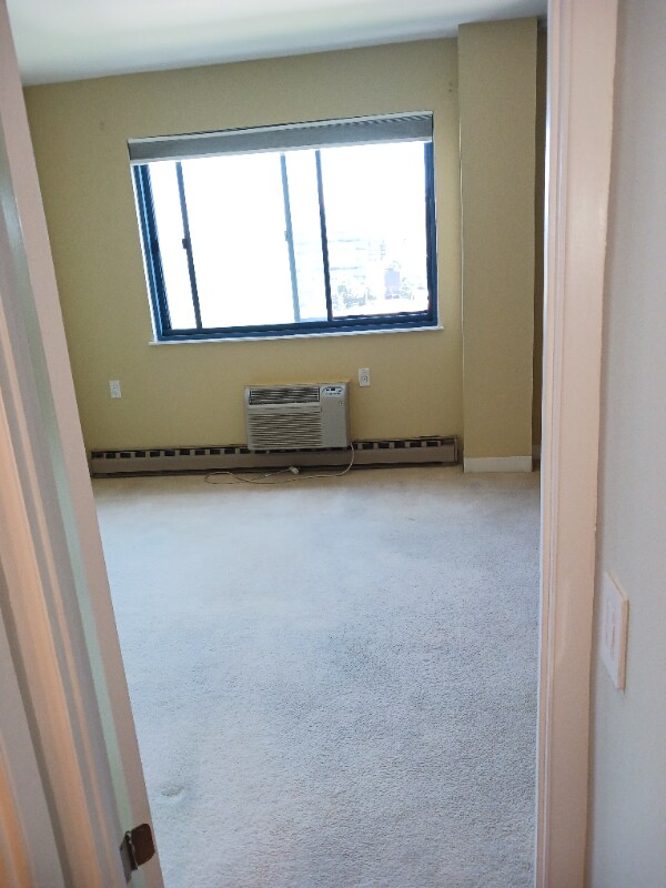 51 Schuyler Ave Unit 9D, Stamford, CT 06902 Condo for Rent in