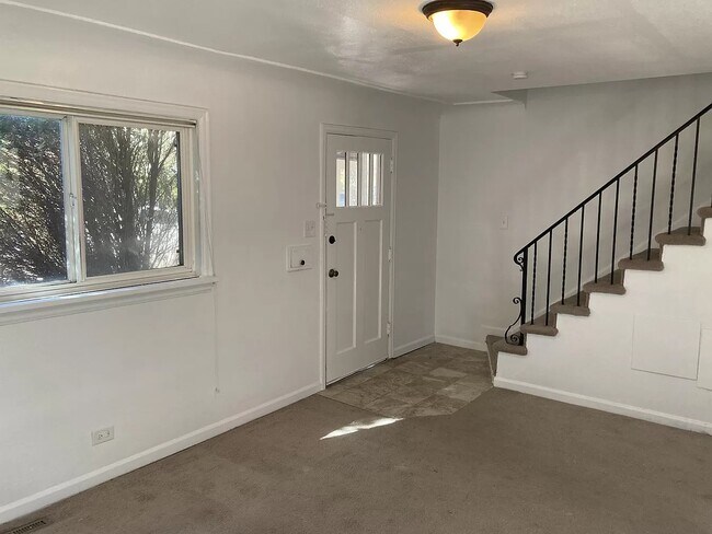 Foto del edificio - 1444 Wolff St