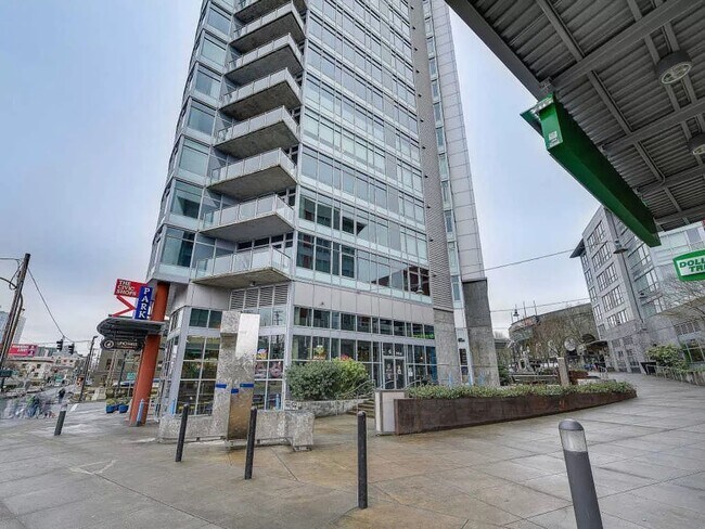 Foto del edificio - 1926 W Burnside St